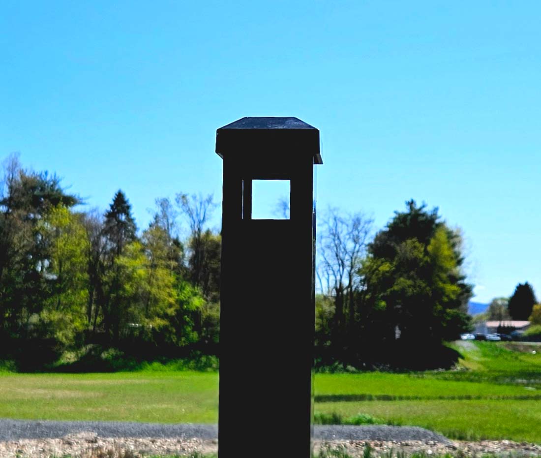 Aluminum Ornamental Line Post - R-02 Dennison/Apollo - Black
