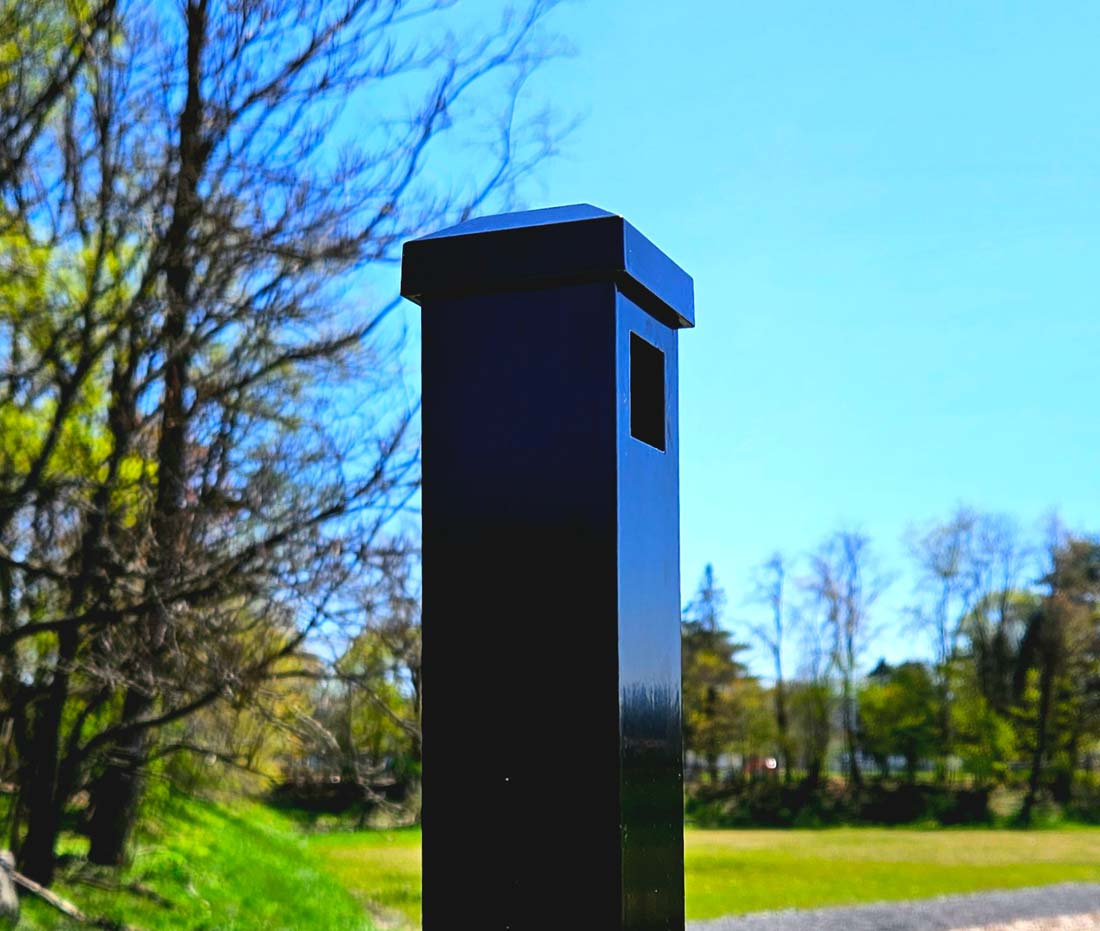 Aluminum Ornamental End Post - R-02 Dennison/Apollo - Black